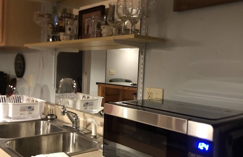 Washington Court House House | Carey Casa Villa: Cozy Full Basement Suite for Families
