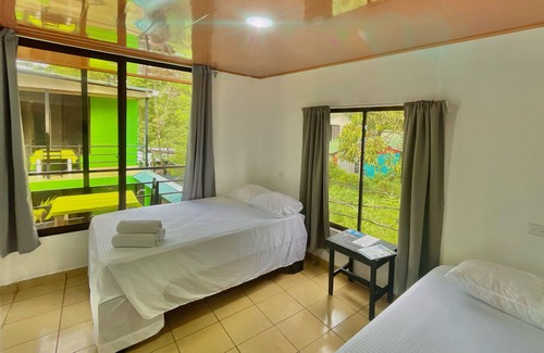 Tortuguero Hotel | Carey Lodging: Poolside Relaxation and Family-Friendly Fun