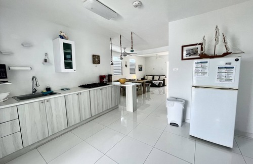 Arroyo House | Seaside Retreat: Fisherman Village Beachfront House with A/C