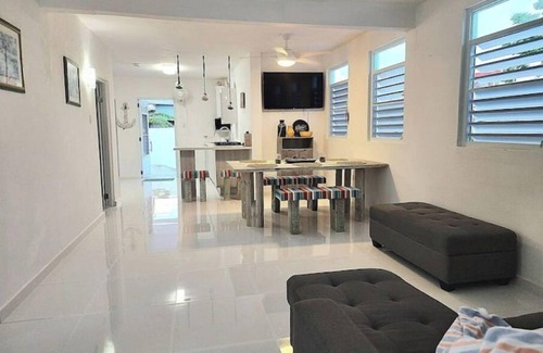 Arroyo House | Seaside Retreat: Fisherman Village Beachfront House with A/C