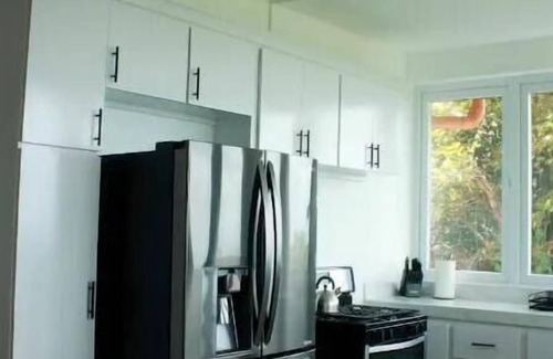 Charlotte Apartment | Seaside Retreat with 2 Beds and Family-Friendly Amenities