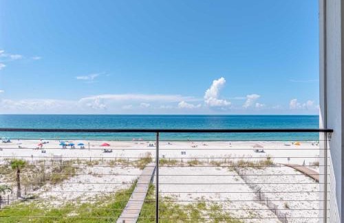 Gulf Shores House | Experience Oceanfront Bliss at Caribe West A - Rated 10/10