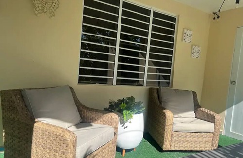 Camaceyes House | Convenient CariBnB: Close to Airport & Beautiful Beaches