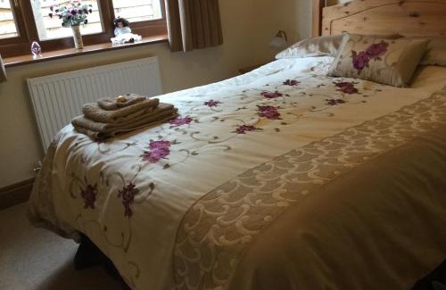 Talgarth House | Discover Carinya: Guest Rated 10/10 with Accessible Amenities