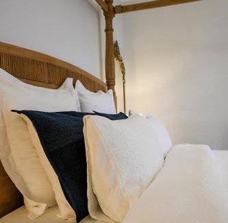 Armidale Bed & Breakfast | Carisbrook Cottage