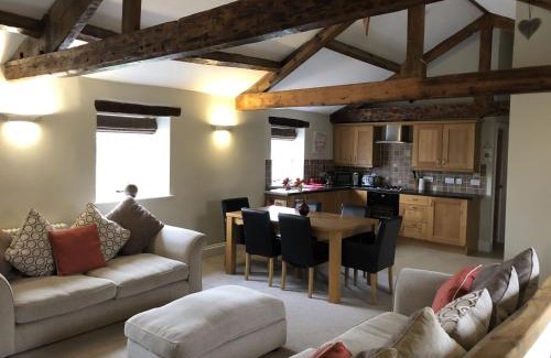 Carlisle House | Scenic Carleton Mill Overlooking River Eden Near Ullswater