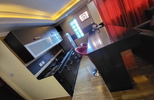 Apapa Hotel | Discover Carliza Hotel Apapa: Family-Friendly Retreat