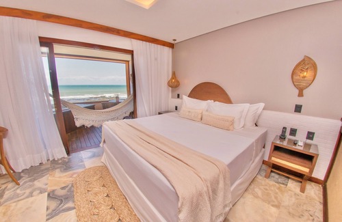 Taiba Hotel | Experience Carlore Hotel: Pet Friendly with Ocean Views