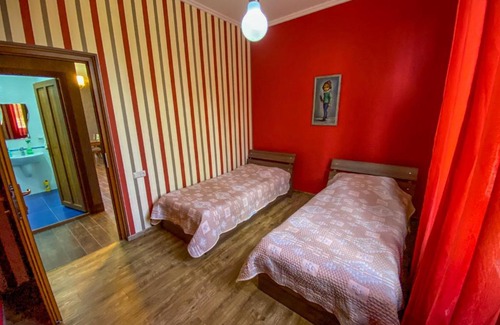 Sevan Apartment | Carlos Castaneda - Elegant Villa with Kitchen & Breakfast
