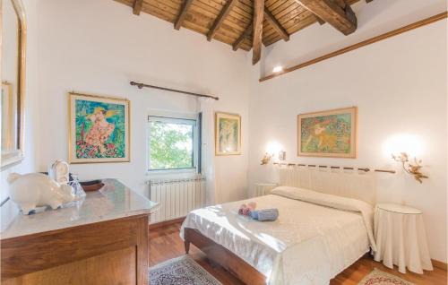 Grottaferrata House | Family-Friendly Carlotta: Relax by the Pool with 4 Stars