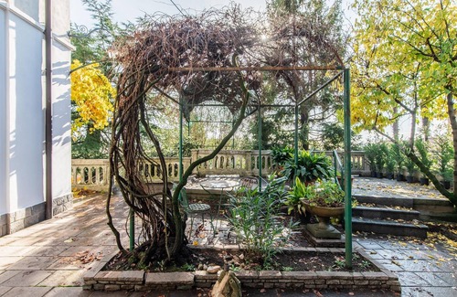 Albese con Cassano Apartment | Cozy Carlotta's Home: Family-Friendly Stay in Albese Con Cassano