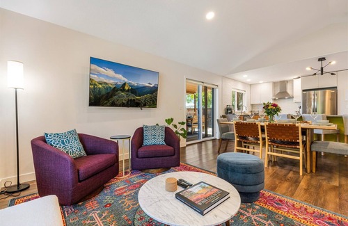 Carlton House | Carlton Crush Pad: Your Ideal Wine Country Escape Awaits