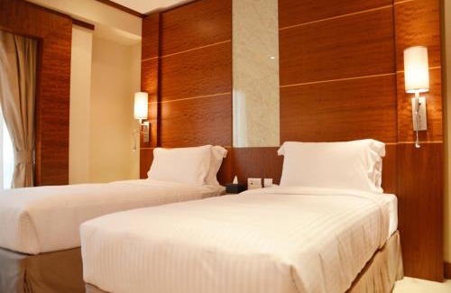 DIFC Hotel | Relax at Carlton Downtown Hotel with Pool & Ocean View