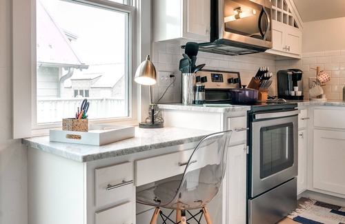 Eufaula Apartment | Cozy Carlton Landing Loft on Boardwalk with Ocean Views