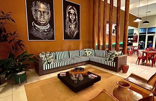 Taubate Hotel | Comfortable Stay at Carlton Plaza Baobá with Pool & Spa