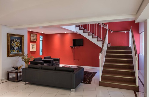 Limeira Hotel | Discover Carlton Suítes Limeira: Pool, Spa & Family Fun
