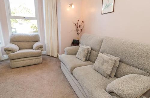 Llanberis House | Family-Friendly Getaway at Carlyn: Rated 9.5/10 by Guests