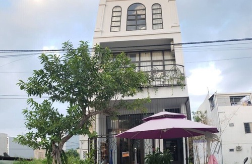 Cam Le Apartment | Budget-Friendly Carmen Hostel and Apartment in Danang