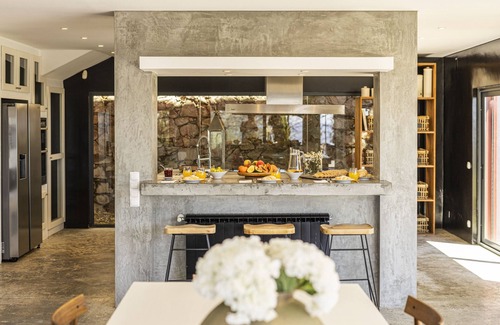 Monserrate Villa | Escape to Carmim Villa: Private Pool & Family-Friendly Fun