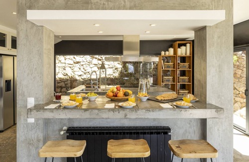 Monserrate Villa | Escape to Carmim Villa: Private Pool & Family-Friendly Fun