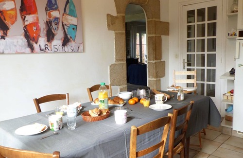 Carnac House | Premium Getaway at Carnac's Grande Maison de Vacances