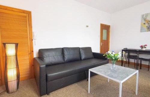 Wembley Central Apartment | Great Family Retreat at Carnation Flat A in Wembley