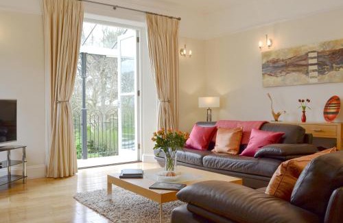 Fowey House | Experience Carnethic House with Pool and One Acre View