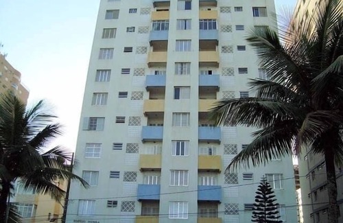 Praia Grande Apartment | Unforgettable Carnival Getaway with Ocean View & Spa