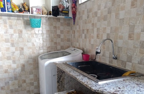 Tijuca House | Convenient Carnival: Steps from Maracanã & Subway Access