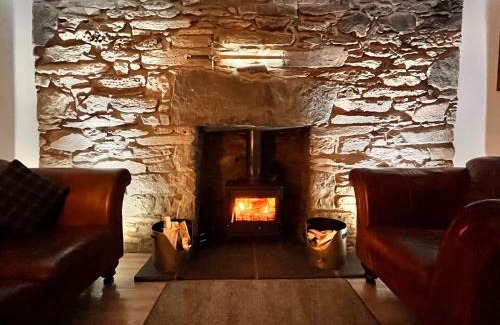 Breakish House | Beachfront Bliss at Carnmhor, Isle of Skye - Rated 9.6/10