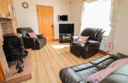 Dungloe House | Carnmore Cottage