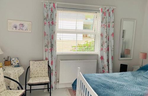 Carrick Apartment | Cozy Carol's Cottage Studio on the Wild Atlantic Way