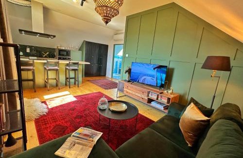Odorheiu Secuiesc Apartment | Guest Rated 10/10 Carpathian Loft with Private Parking