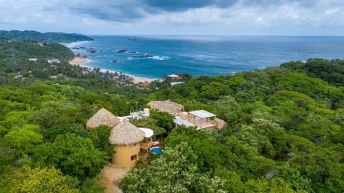 Mazunte Cabin | Tranquil Retreat at Carpe Diem Casitas & Villas Mazunte
