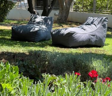 Velon Villa | Pet-Friendly Retreat at Carpe Diem Corinthian Suites