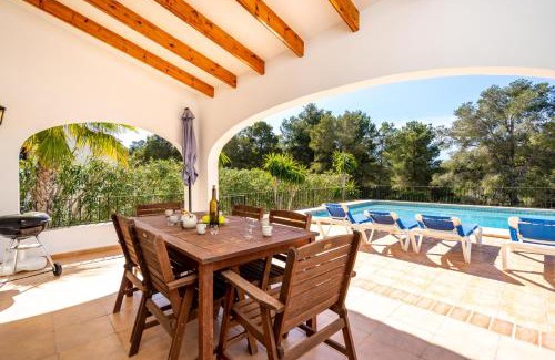 Media Luna Villa | Unforgettable Stays at Carpe Diem - 4-Star Family Retreat