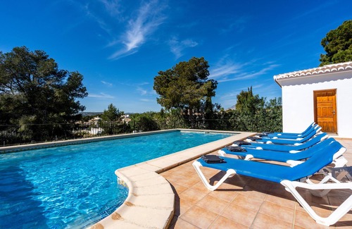 Media Luna Villa | Experience Carpe Diem - Oceanfront Retreat in Javea