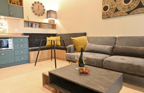 Liapades Apartment | Exquisite Carpe Diem Moursia Studio with Ocean View