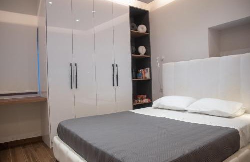 Liapades Apartment | Highly Rated Carpe Diem Suite with Hot Tub & Family Amenities