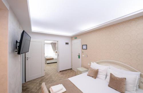 Rasinari Hotel | Oceanfront Bliss at Carpentiere Arena - Rated 9.4/10