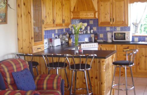 Valentia Island Bed & Breakfast | Coastal Retreat at Carraig Liath House – 4-Star Oceanfront Escape