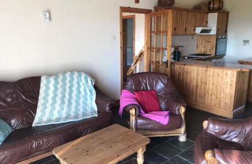 Tourmakeady House | Pet-Friendly Carraigin Ban with Oceanfront Views