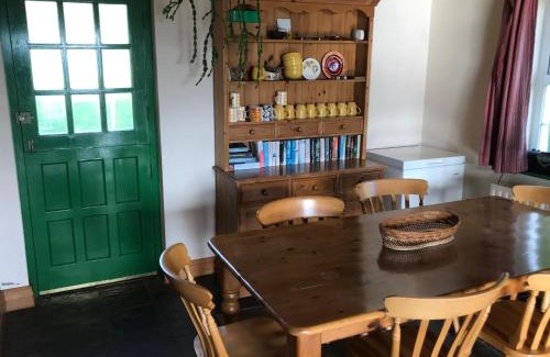 Tourmakeady House | Pet-Friendly Carraigin Ban with Oceanfront Views