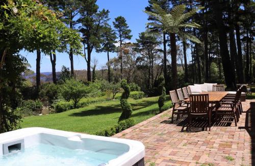 Wentworth Falls House | Discover Carramar House: A Nature Retreat for Families