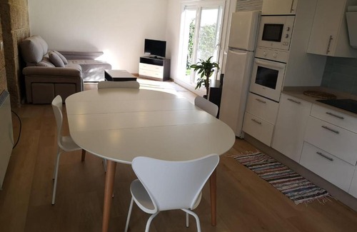 Alcabre Apartment | Discover CarreraHouses Castañal: Pet & Child Friendly Stay