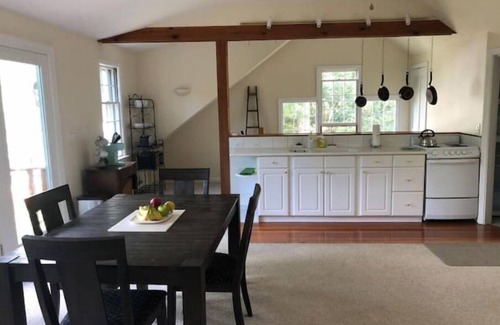 Lyme Apartment | Cozy Carriage House Studio Apartment for Families