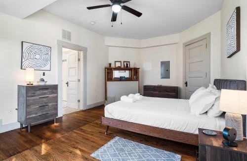 Hough Apartment | Inviting Carriage Manor - 1BR Retreat Near CCF