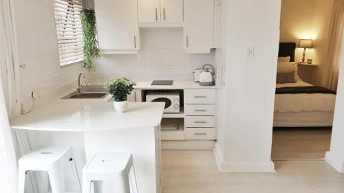 Claremont Apartment | Delightful Carrington Cottage - Guest Rated 9/10!
