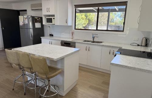Carribie House | Cozy Carron Cottage - Family and Pet Friendly Retreat