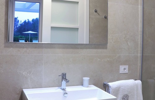Cenate Bed & Breakfast | Unforgettable Stays at Carrubia: Spa & Pool Paradise